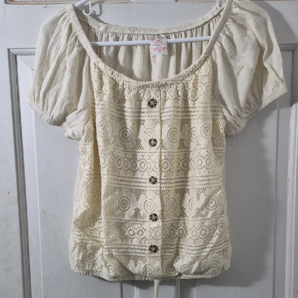 Lace Button Front Women’s Top - Cream